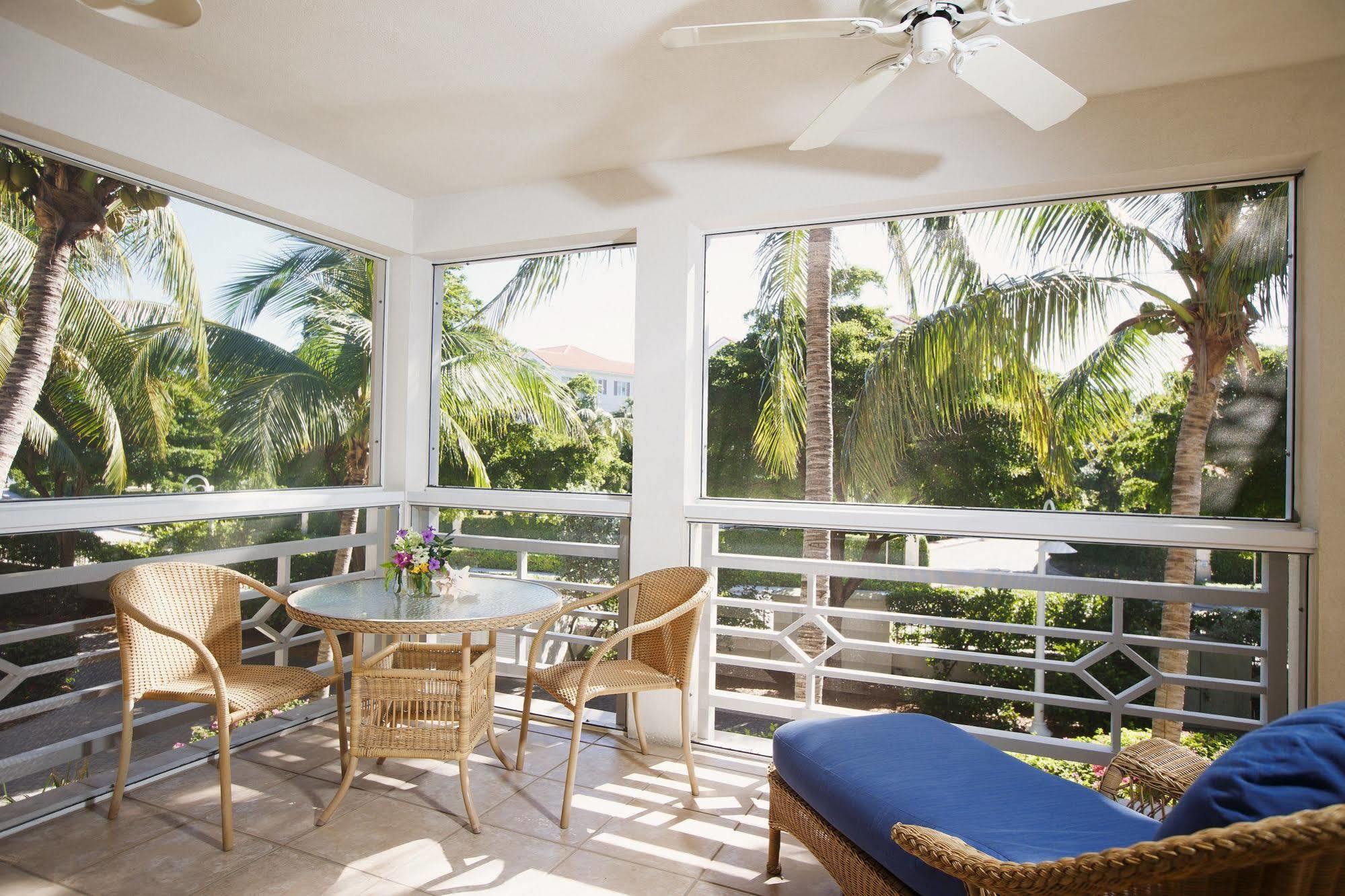 Ocean Club West Resort Grace Bay Extérieur photo